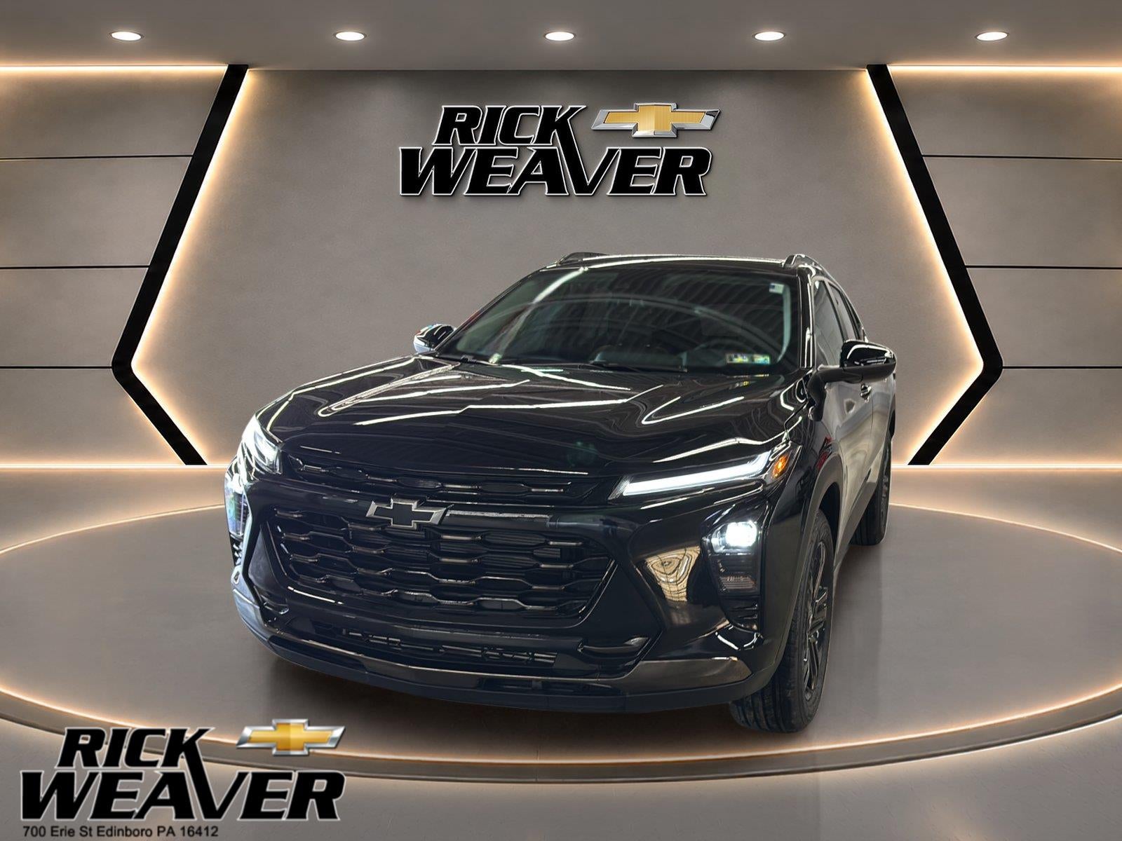 2026 Chevrolet Trax ACTIV in Mosaic Black Metallic — front three-quarter view